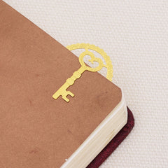 About 29*25mm metal Vintage bookmark clips Paper clips Planner Jewel clip Gold plated key 5pcs